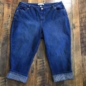 Cato women’s plus Size 20W blue jeans Capris embellished cuff hem denim crop